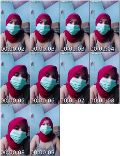 Indo Hijab Merah Remas Toket Live